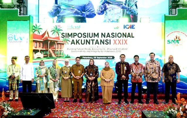 Hadiri Simposium Nasional Akuntansi XXIX, Pimpinan BRK Syariah Tegaskan Peran Bank Daerah Jembatani Akademisi dan Industri